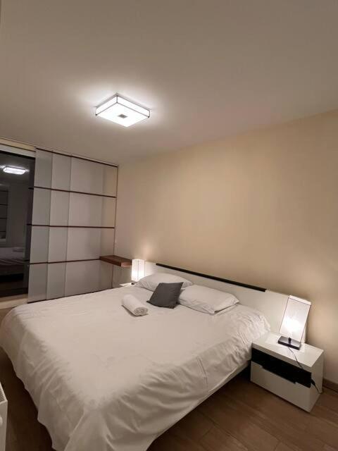 5Ensational Eu- Zone Appartment Brussels Exterior photo